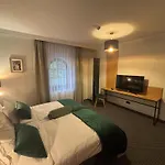 Parkova Bed & Breakfast 3*
