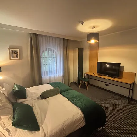 Parkova Bed and Breakfast 3*