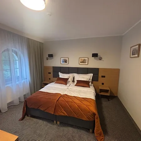 Bed and Breakfast Parkova Strzelin