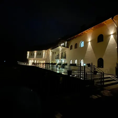 Parkova Bed & Breakfast